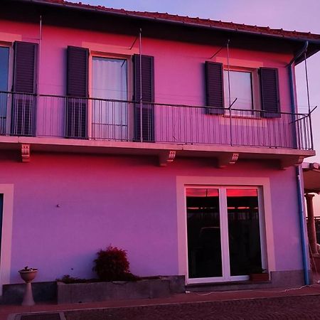 B&B Casa Lilla Verzuolo ภายนอก รูปภาพ