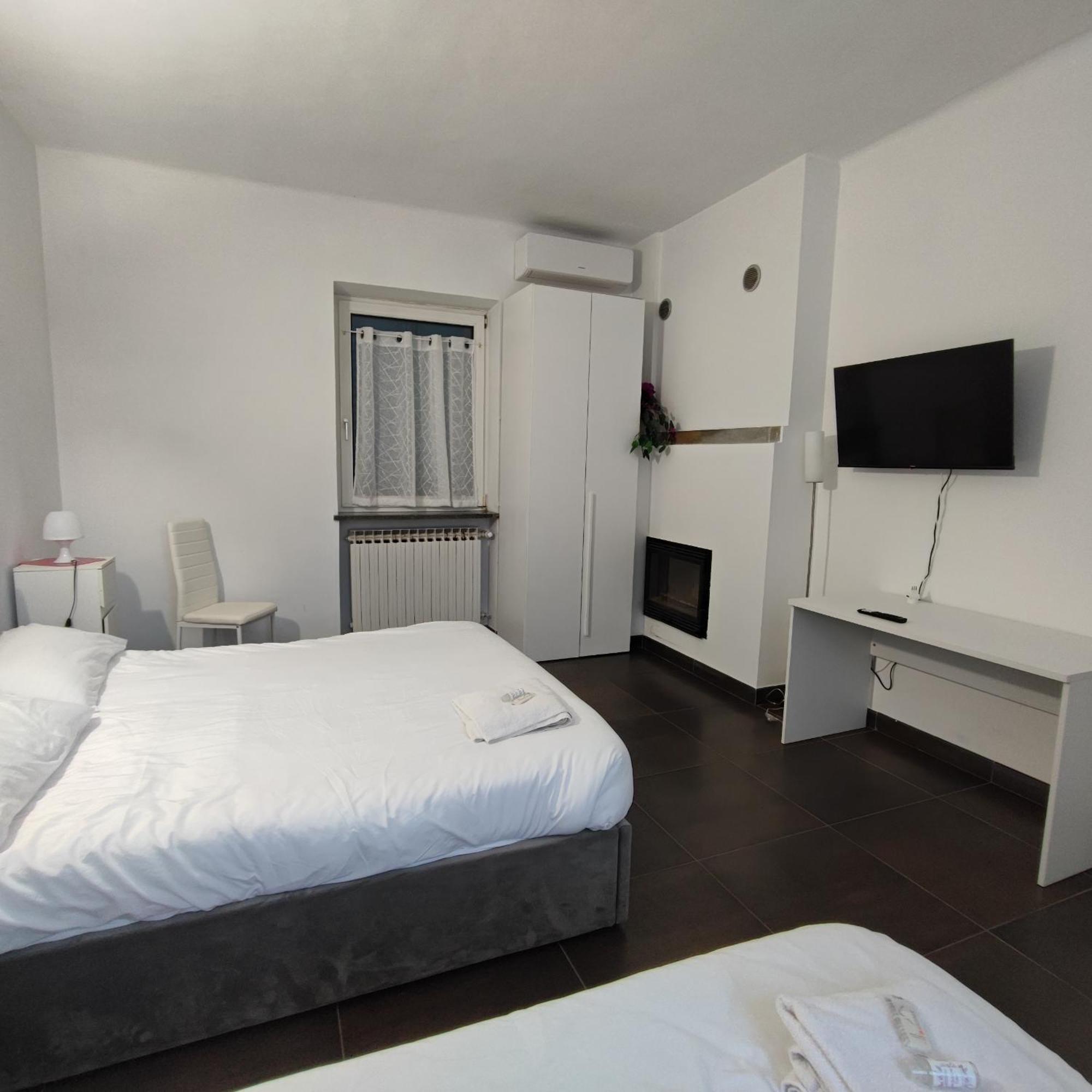 B&B Casa Lilla Verzuolo ภายนอก รูปภาพ