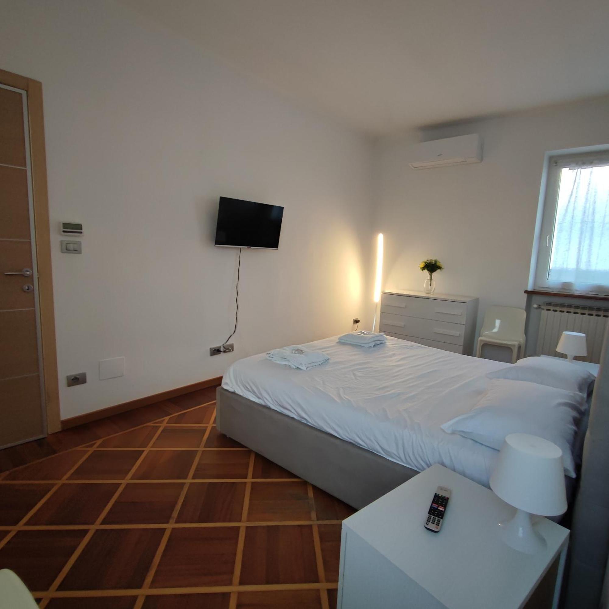 B&B Casa Lilla Verzuolo ภายนอก รูปภาพ